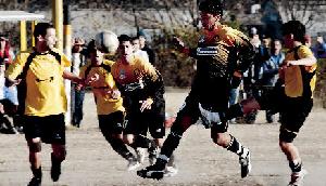El aurinegro quiere volver a la A